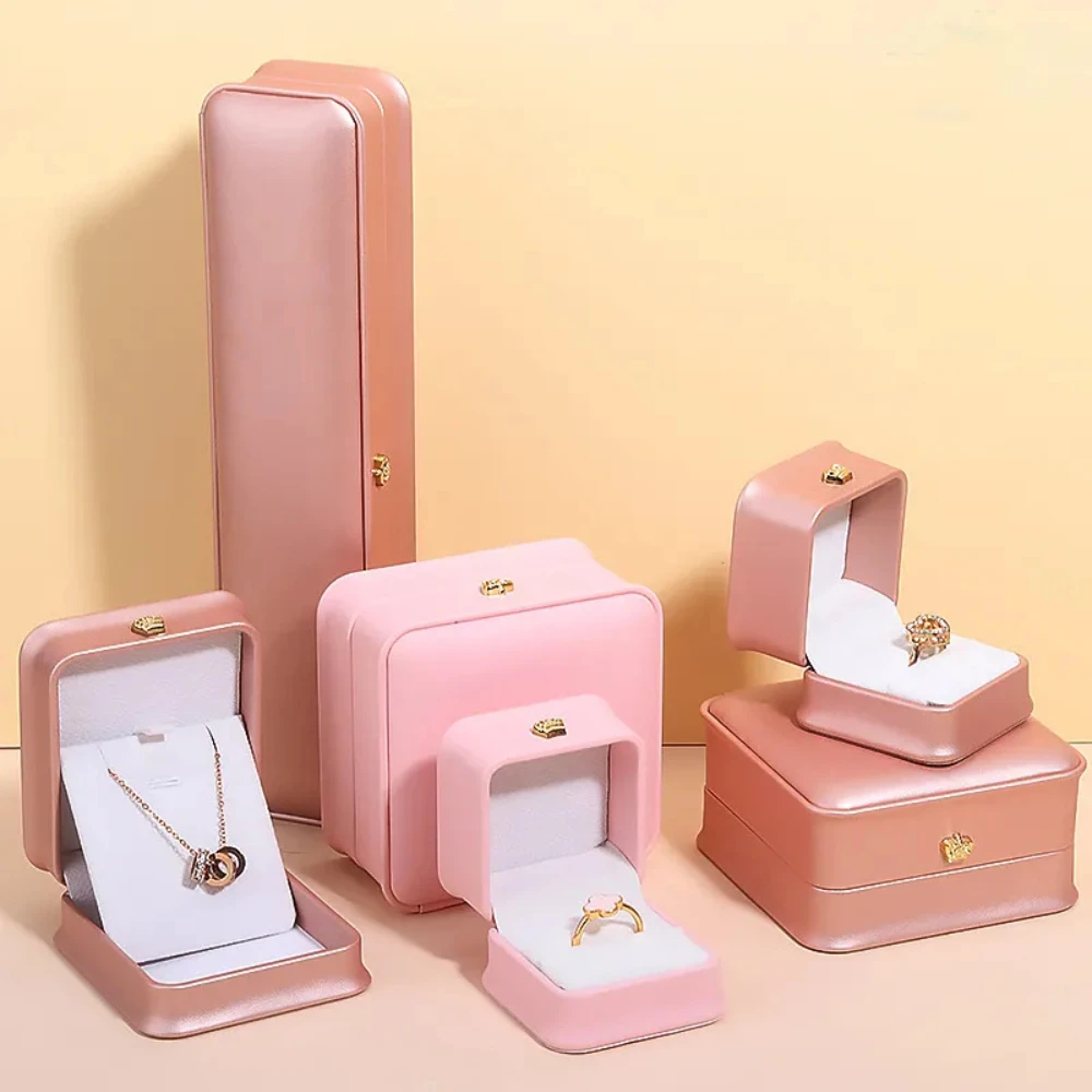 personalized boxes for bracelets