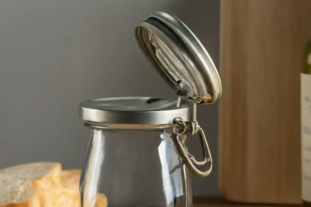 glass jars closure mechanism
