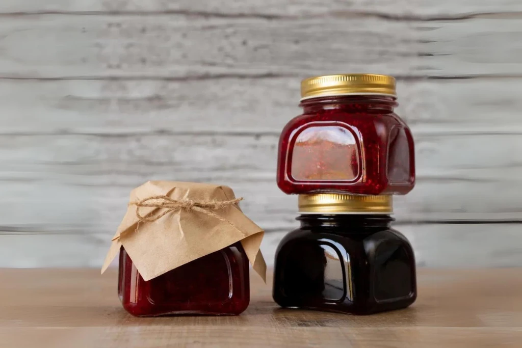 wholesale plastic jars