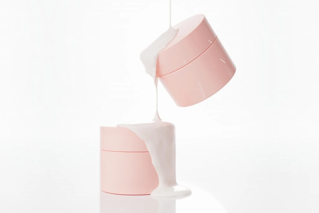 custom metal cosmetic tins