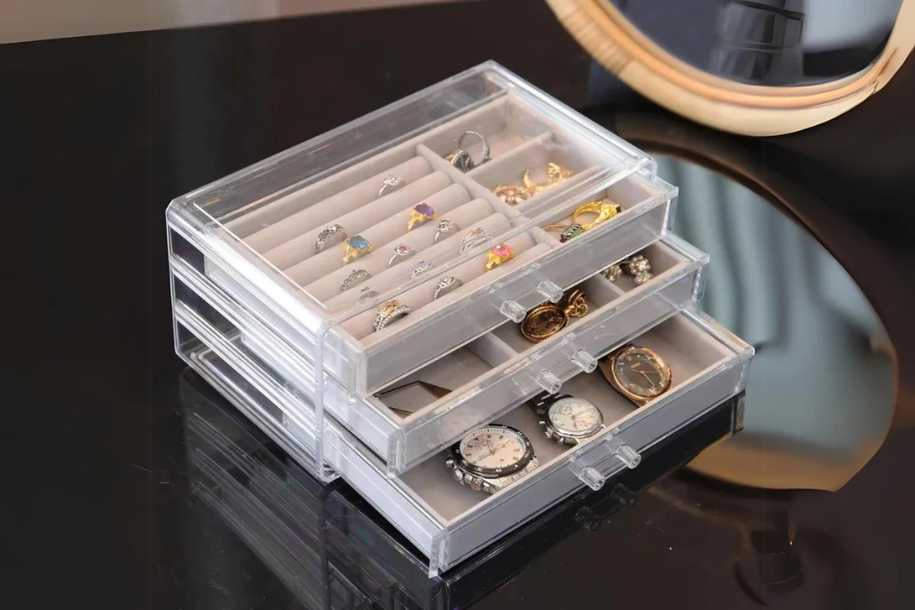 wholesale acrylic boxes with lids